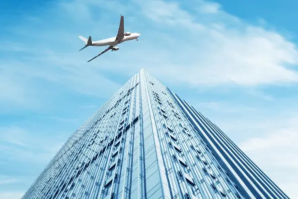 格鲁吉亚那边的人到广西旅游多少公里